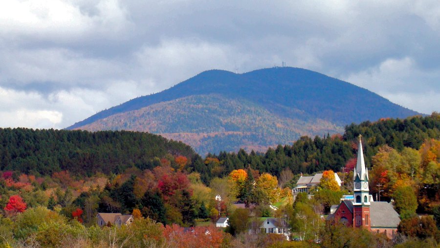 Rolling rural pastures and mountain ridges along the Darling Hill ridgeline