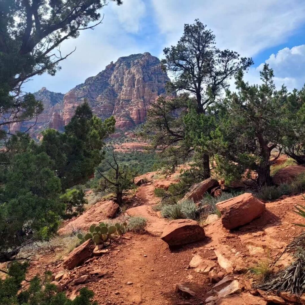 sugarloaf loop trail sedona